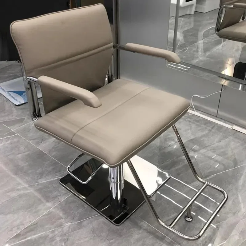 Moderner, schlichter Friseurst – Unique Leather Work Bewertung und Preis