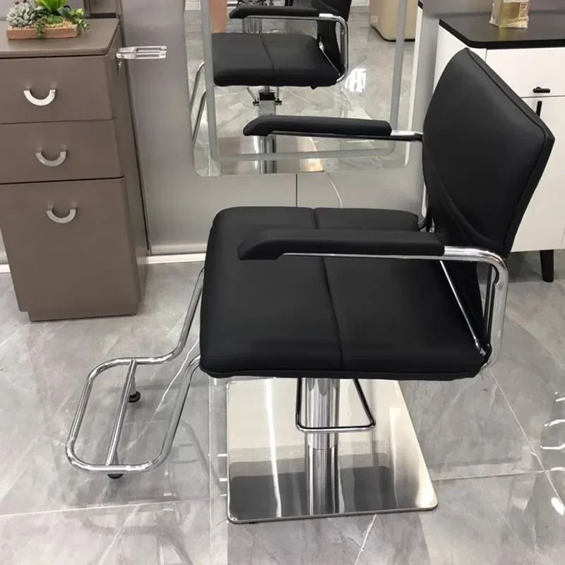 Moderner, schlichter Friseurst – Unique Leather Work Bewertung und Preis