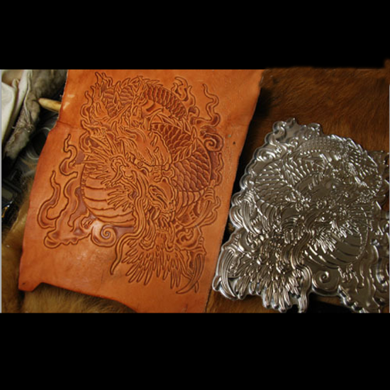 Drachenmuster Handgefertigte e – Unique Leather Work Bewertung und Preis